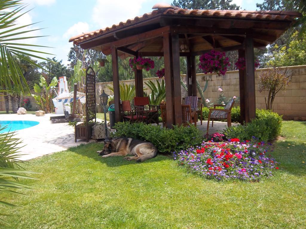 B&B Villa Anastasia Club Mesagne Exterior foto